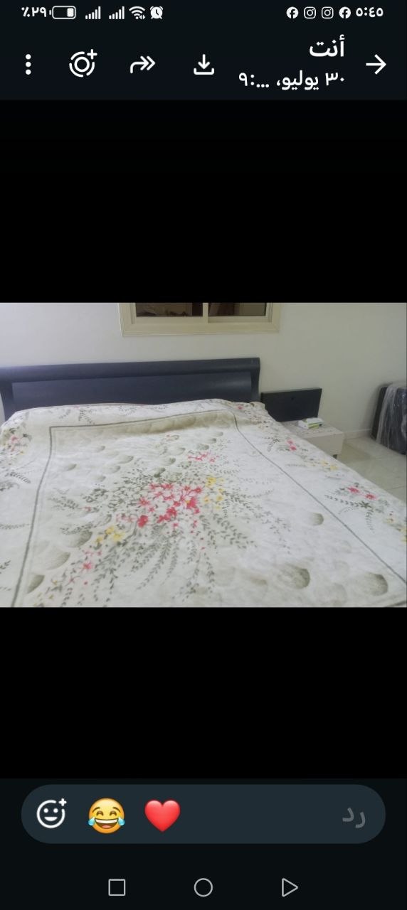 للبيع غرفه نوم وطقم دلال قهوة عربية