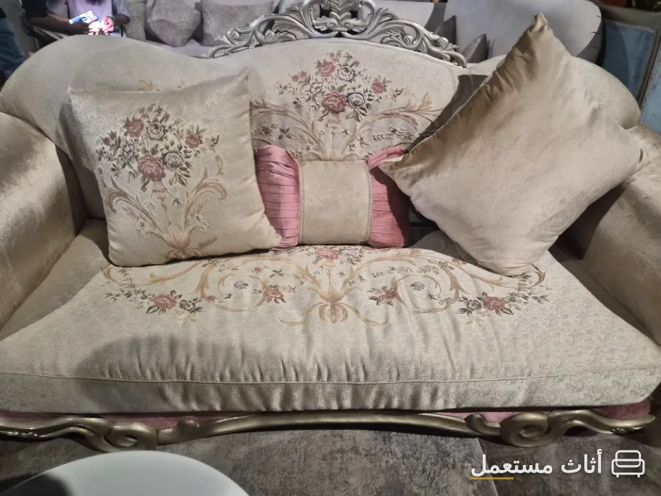 كنب مستخدم شبه جديد — صورة 3